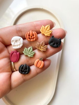 Puzetky z kolekce ‘Podzim25😍 Které vás zaujali?🎃🍁🐱🌷💀 . . . . . ....