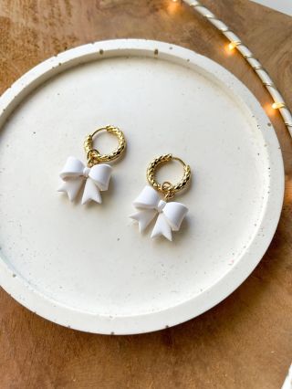 Malá ukázka náhodných novinek,které si budete moct prohlédnout už v sobotu na @flermarkety_online v Kolíně🥳 Co na ně...